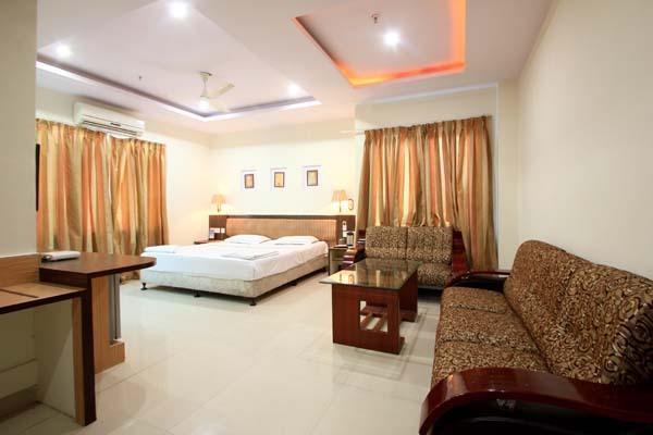 Hotel Sitara Royal Hyderabad Ngoại thất bức ảnh